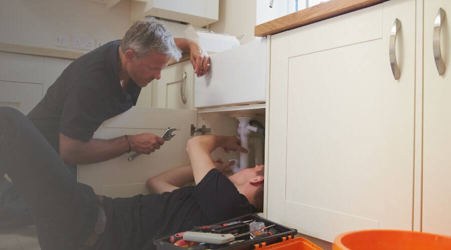 Professional burst pipe repair services in Leavenworth, KS